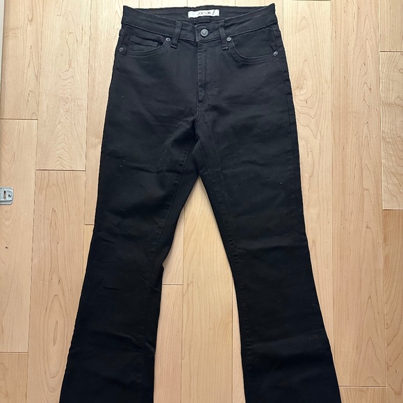 Like-New- Joe's Raw-Hem Black Flare Jeans (26) - Picture 2 of 9